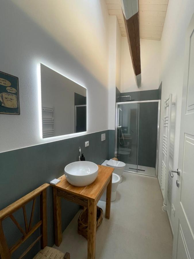 Due Di Tutto Apartment Ferrara Bagian luar foto