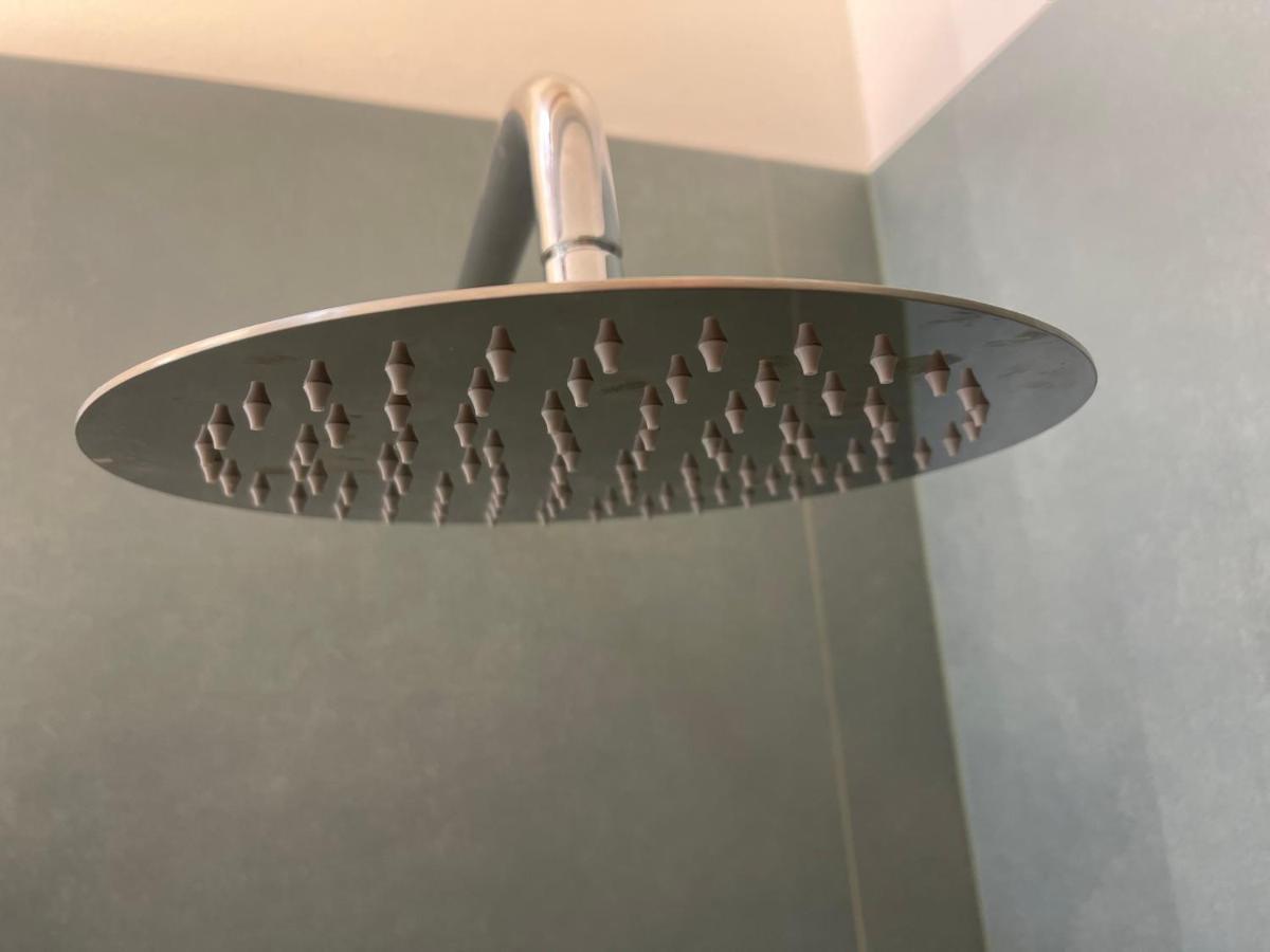 Due Di Tutto Apartment Ferrara Bagian luar foto