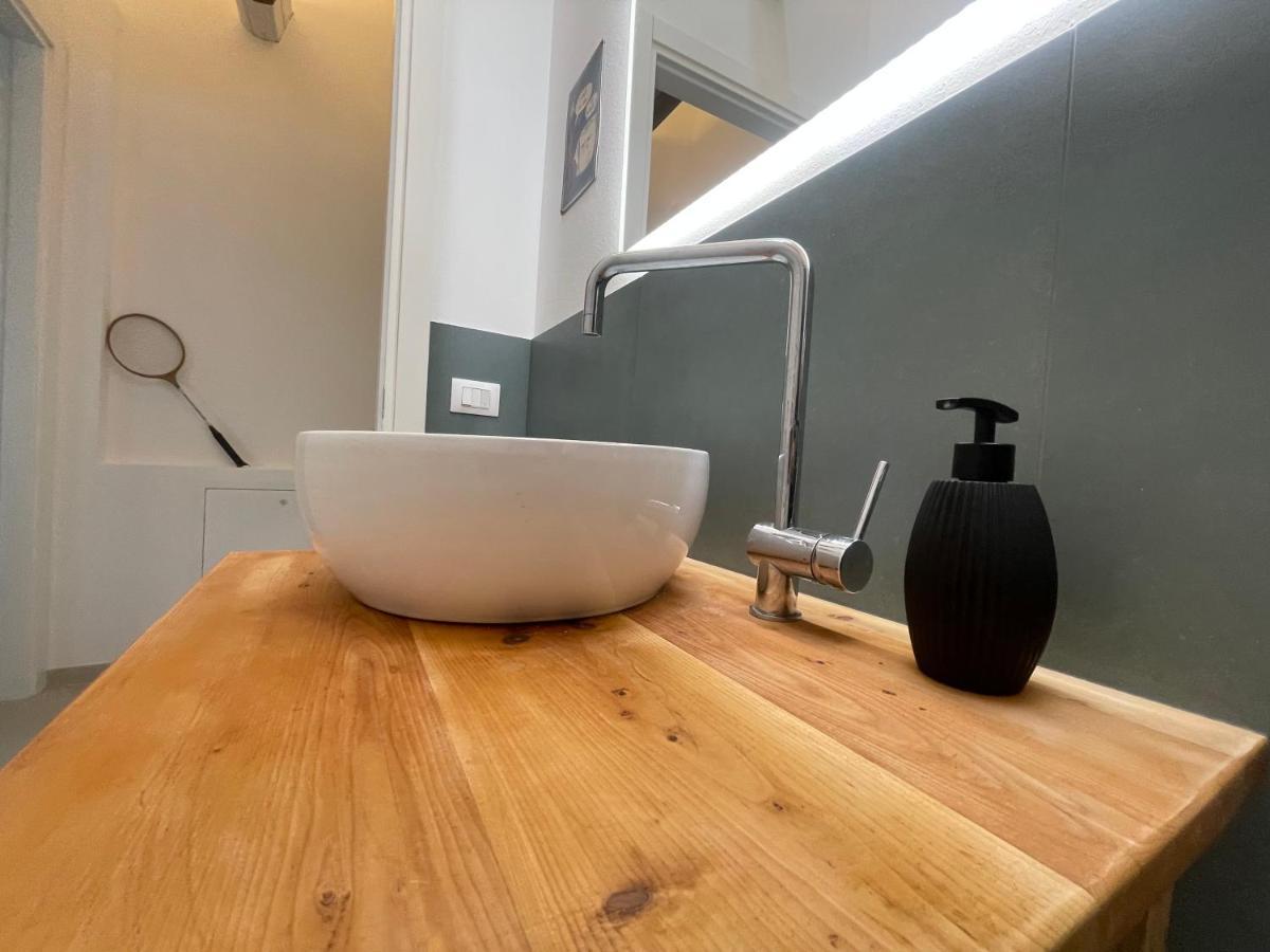 Due Di Tutto Apartment Ferrara Bagian luar foto