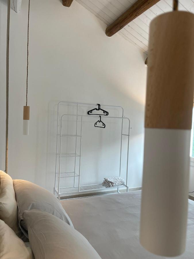Due Di Tutto Apartment Ferrara Bagian luar foto