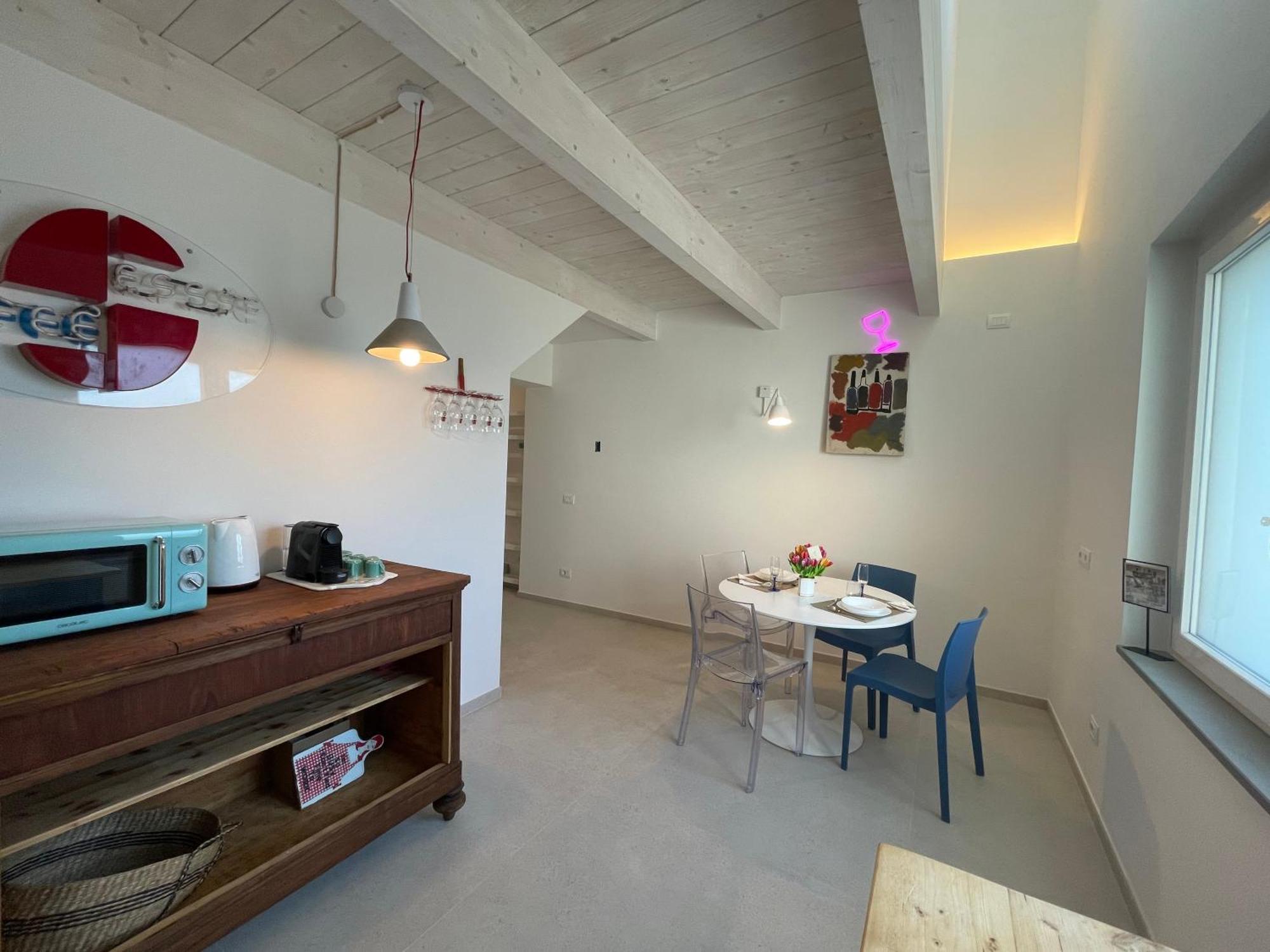 Due Di Tutto Apartment Ferrara Bagian luar foto
