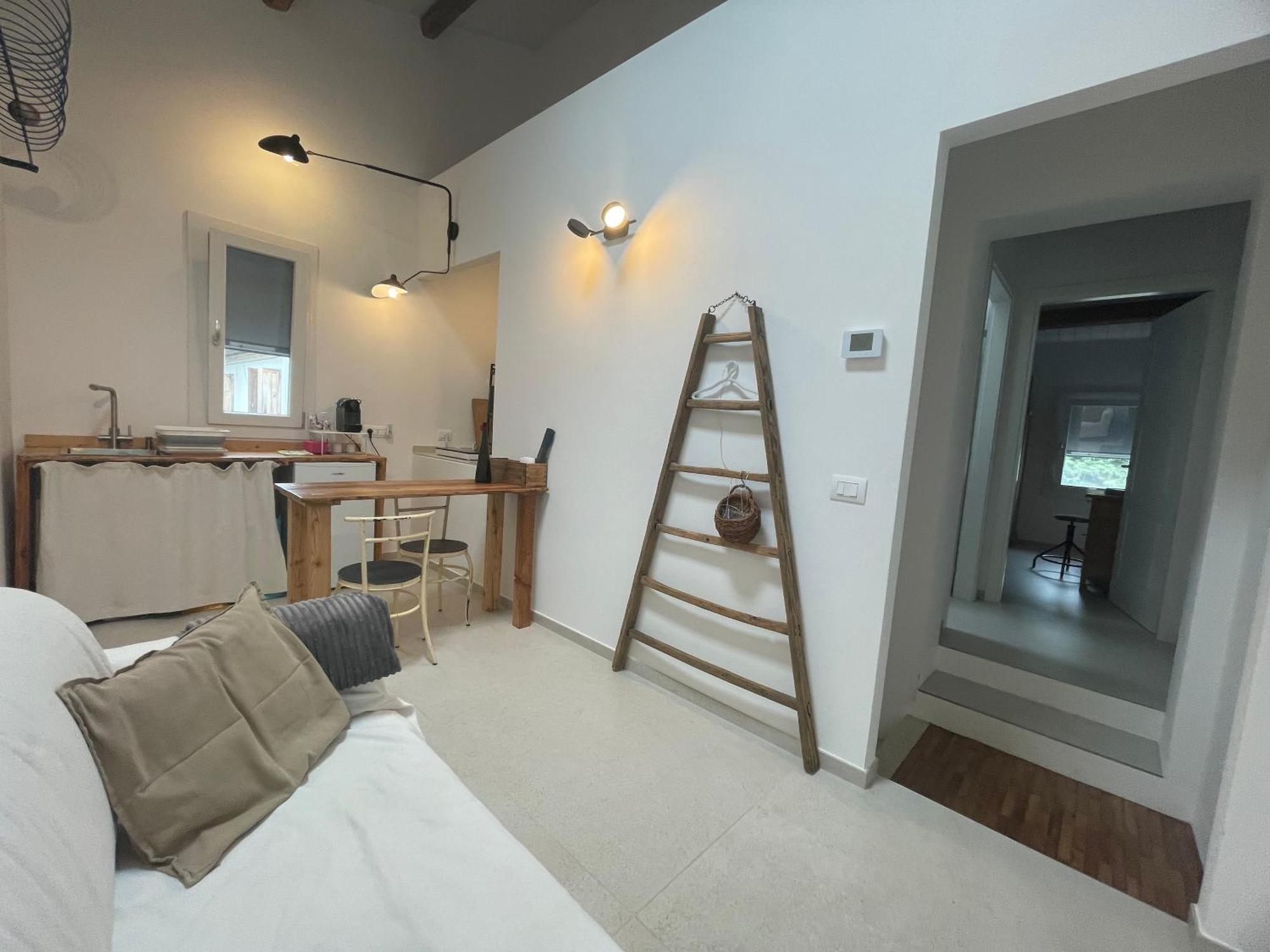 Due Di Tutto Apartment Ferrara Bagian luar foto